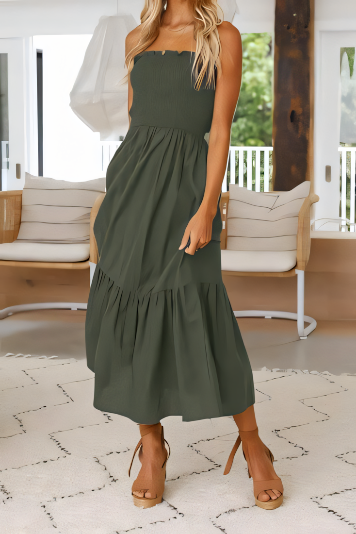 Look 02: Casual Sunday Brunch Lifestyle Model